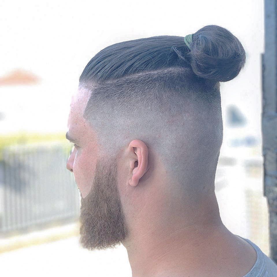 Havalı Man Bun Saç Modeli Nasıl Yapılır Havalı Man Bun Saç Modeli Nasıl Yapılır