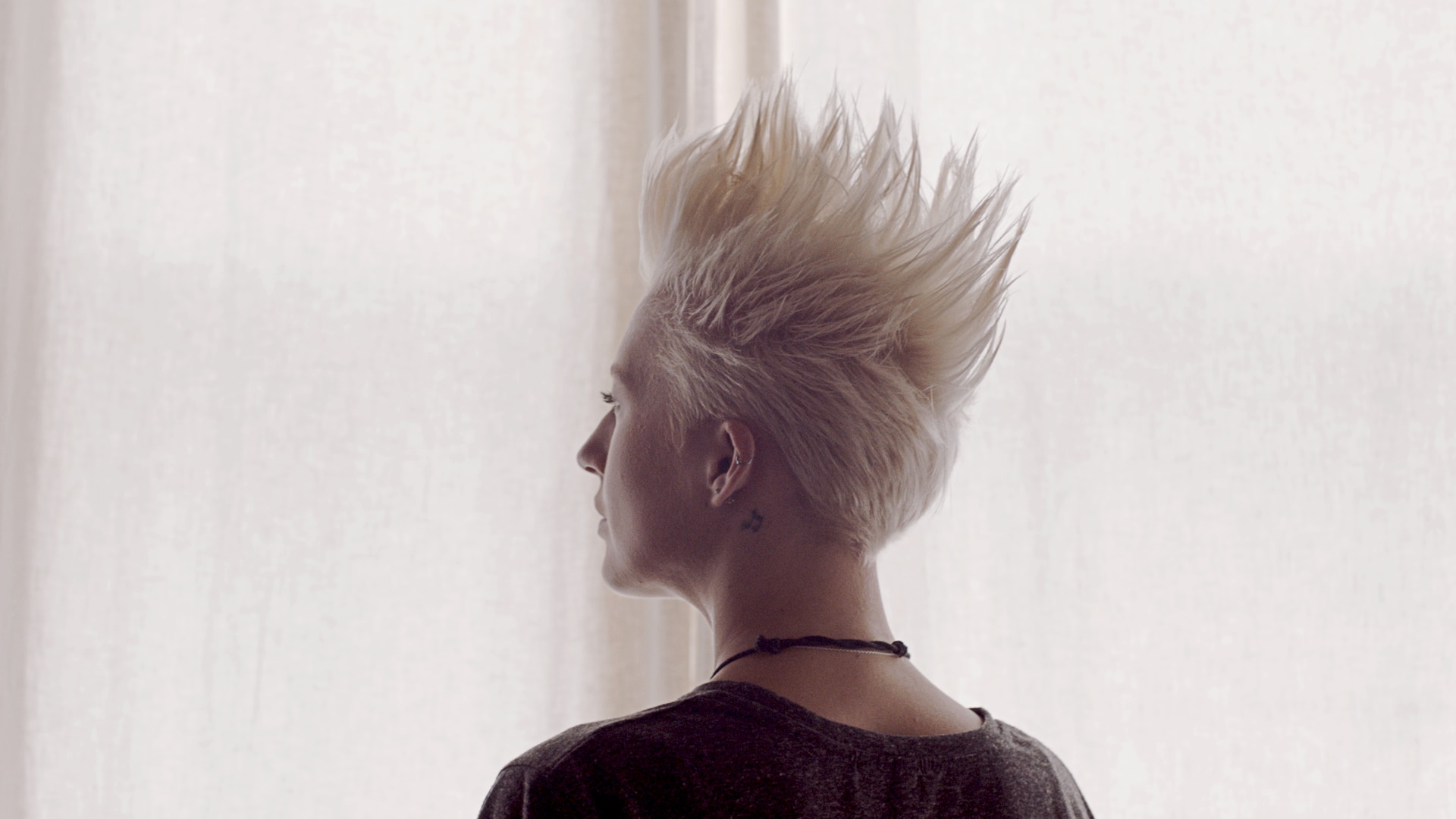 Radikal Mohawk Saç Modeli Fikirleri Radikal Mohawk Saç Modeli Fikirleri