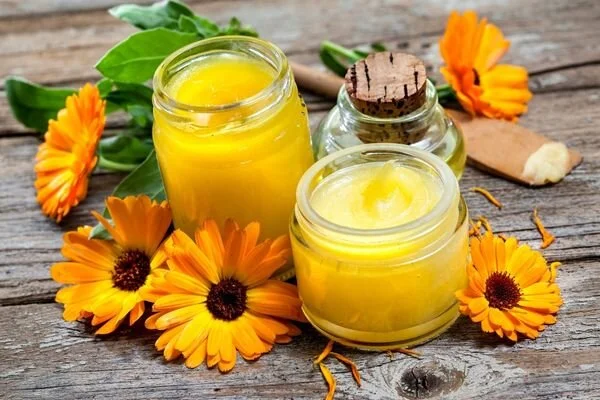 Aynısefa Kremi Ne İşe Yarar? En iyi aynısefa kremi hangisi? 3 En İyi Aynısefa Kremi Hangisi